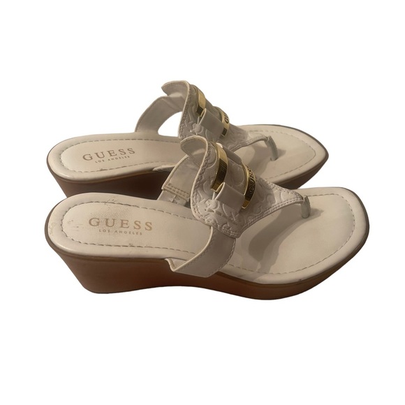 Guess Womens White Thong Wedge sandals Size 8M - Picture 4 of 5